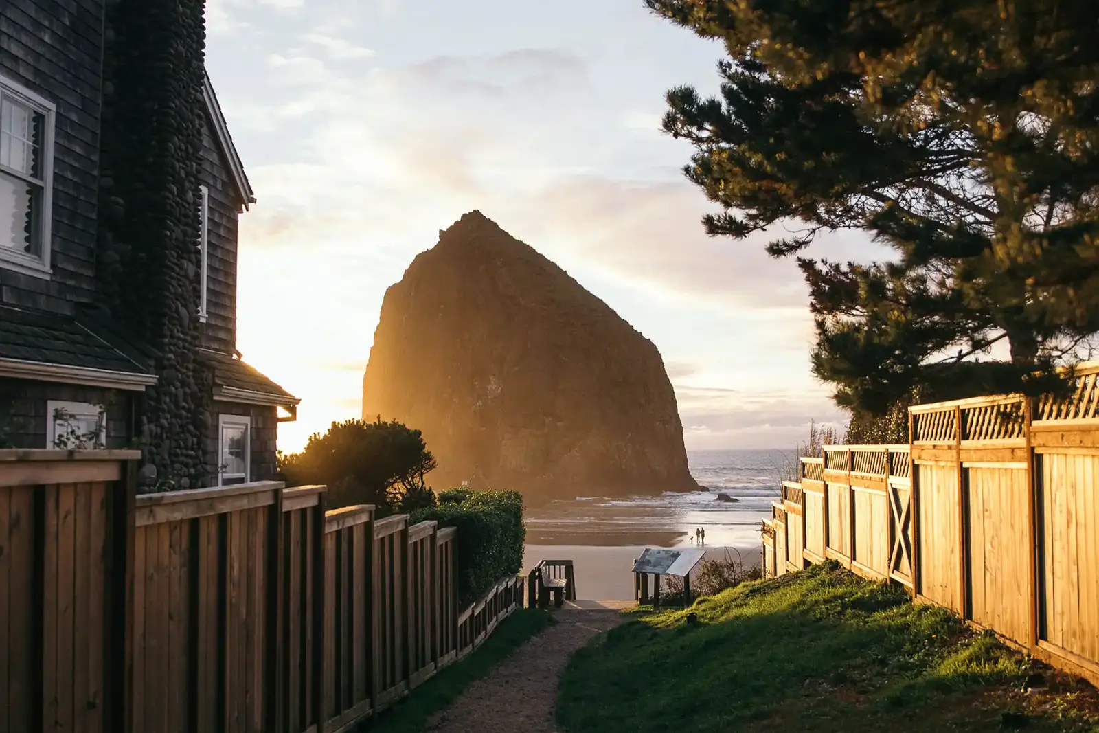 Cannon Beach, Oregon — home staging & interior design by Greylyn Wayne