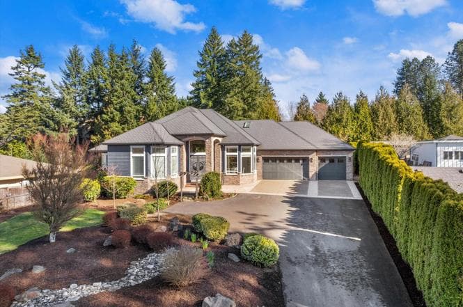 7280 SW 68th Ave, Portland — staged by Greylyn Wayne