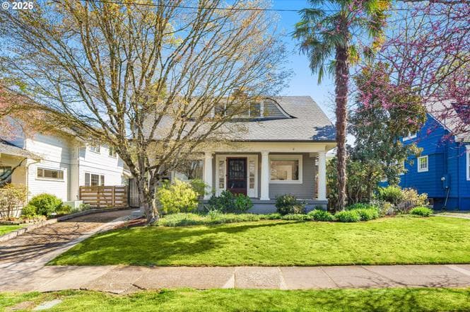 2614 NE 27th Ave, Portland — staged by Greylyn Wayne