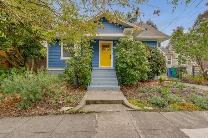 1214 NE Failing St, Portland — staged by Greylyn Wayne